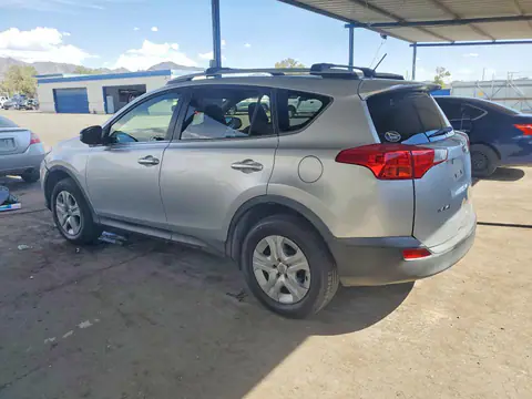 2015 TOYOTA RAV4 VIN JTMZFREV9FJ041440 фото 2