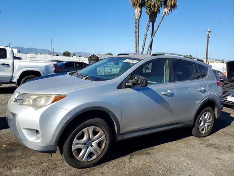 JTMZFREV8FJ025603 — 2015 Toyota RAV4, Мелкие вмятины i царапины (Minor Dent/Scratches), zdjęć przed naprawą