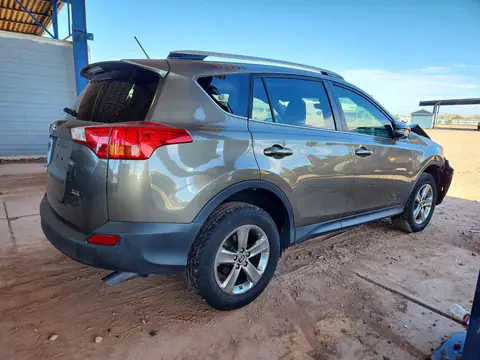 JTMWFREV8FD072017 — 2015 Toyota RAV4, zdjęcie 3 z Copart 13.10.2026, Przód