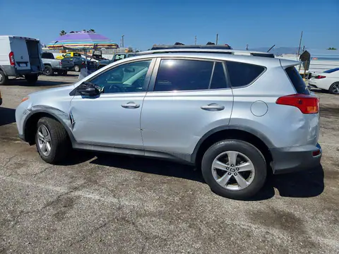 2T3WFREV2FW213487 — 2015 Toyota RAV4, фото 2 с аукциона Copart 29.09.2026, Боковая часть