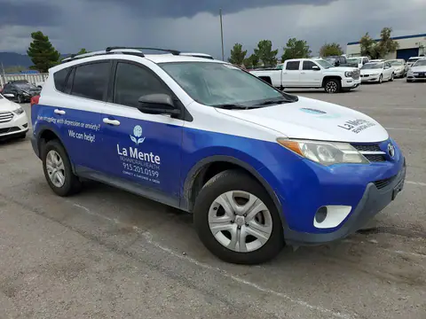 JTMZFREV5FJ049325 — 2015 Toyota RAV4, photo 4 from Copart 16.10.2026, Front end