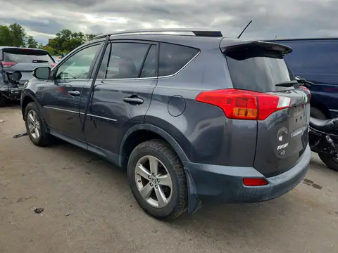 2015 TOYOTA RAV4 VIN JTMRFREV5FD102099 фото 2