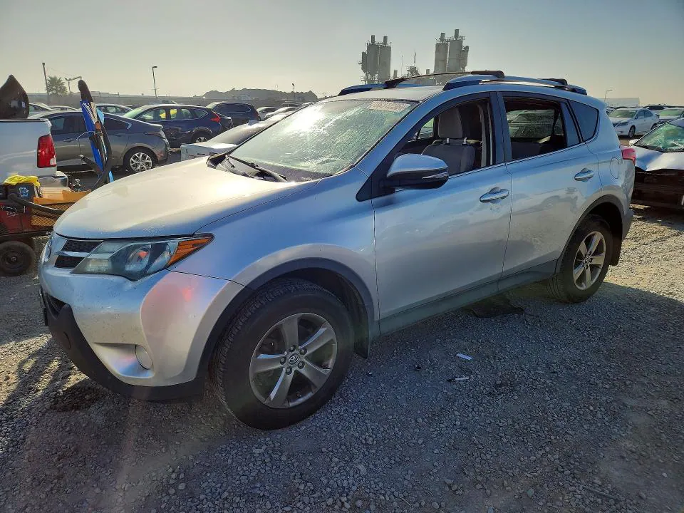 2015 Toyota RAV4 VIN JTMWFREV1FJ044500 фото 1