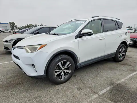 JTMWFREV4GJ083177 — 2016 Toyota RAV4, Задняя часть (Rear End), фото до ремонта