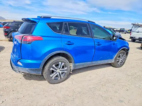2017 Toyota RAV4 VIN JTMBFREVXHD209220 фото 3