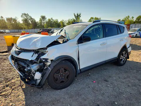 JTMBFREV6HJ120360 — 2017 Toyota RAV4, Przód (Front End), zdjęć przed naprawą