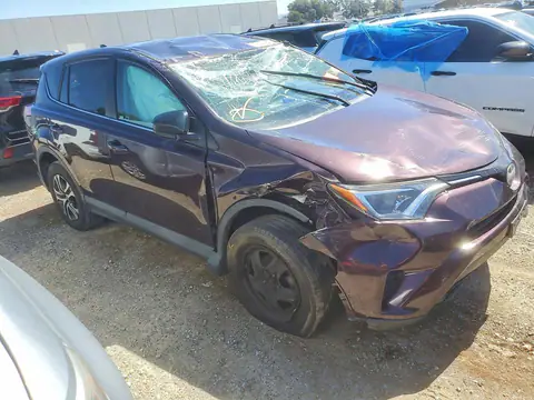 2T3ZFREVXHW401125 — 2017 Toyota RAV4, photo 4 from Copart 29.09.2026, Rollover