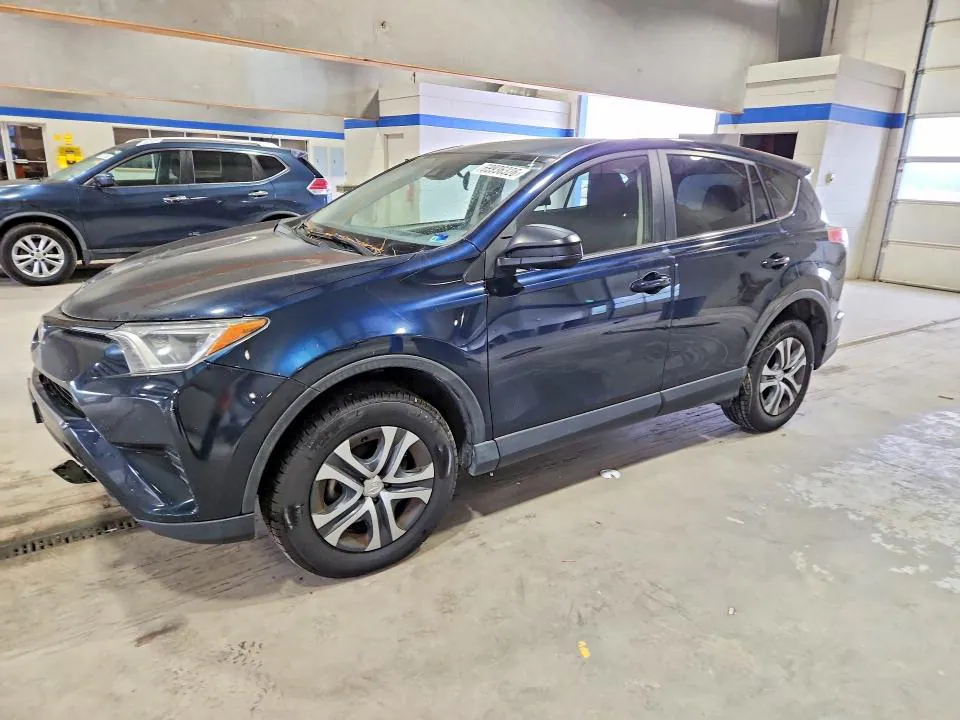2017 TOYOTA RAV4 VIN JTMZFREV2HJ720498 фото 1