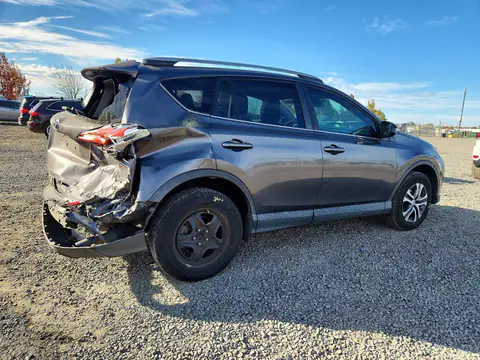 2T3ZFREV5HW389286 — 2017 Toyota RAV4, foto 3 de Copart 27.10.2026, Parte trasera