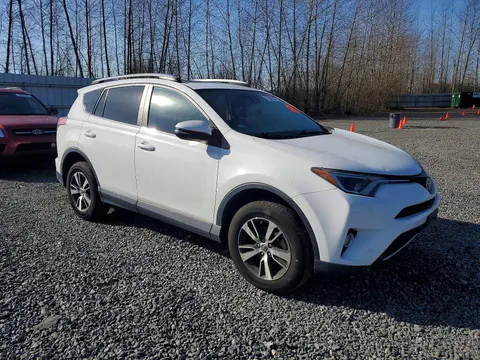 2017 Toyota RAV4 VIN 2T3RFREV8HW679778 фото 4