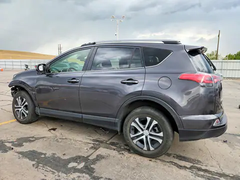 JTMBFREVXJJ261275 — 2018 Toyota RAV4, photo 2 from Copart 28.10.2026, Front end