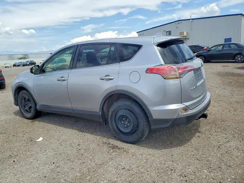 2018 Toyota RAV4 VIN JTMZFREV3JD128256 фото 2