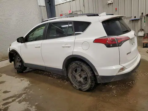 JTMBFREV8JJ741296 — 2018 Toyota RAV4, zdjęcie 2 z Copart 30.09.2026, Przód