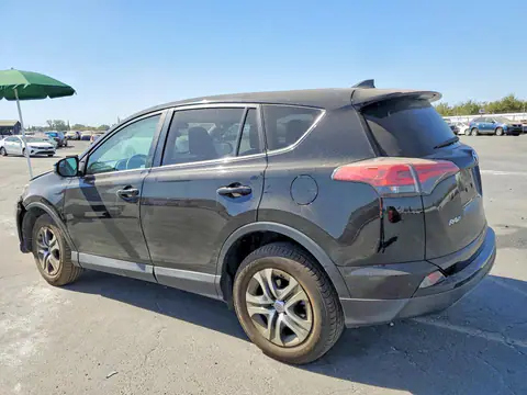 2T3ZFREV3JW491028 — 2018 Toyota RAV4, photo 2 from Copart 15.10.2026, Front end