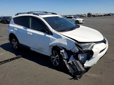 2018 Toyota RAV4 VIN 2T3RFREV2JW726809 фото 4