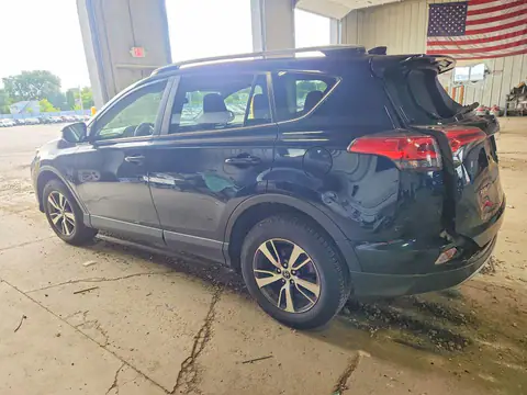 2018 TOYOTA RAV4 VIN JTMRFREV0JJ178016 фото 2