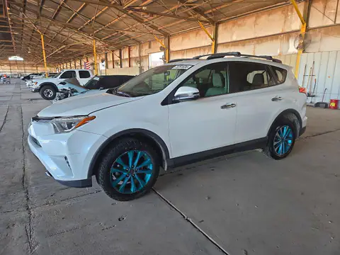 JTMDFREV2JJ733879 — 2018 Toyota RAV4, Tył (Rear End), zdjęć przed naprawą