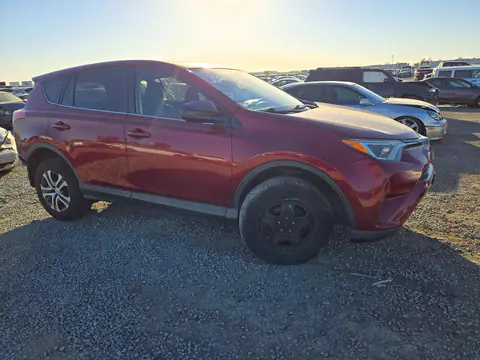 JTMZFREVXJD120008 — 2018 Toyota RAV4, фото 4 з Copart 23.10.2026, Задня частина
