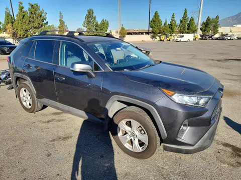 2T3W1RFV2KC032012 — 2019 Toyota RAV4, ფოტო 4, Copart 29.09.2026, გვერდითი ნაწილი
