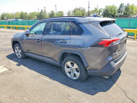 2021 Toyota RAV4 VIN 2T3P1RFV4MC187801 фото 2