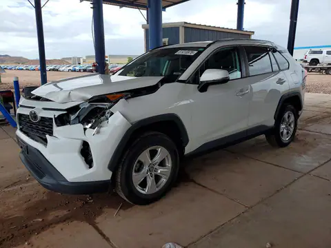 2T3P1RFV0MW160240 — 2021 Toyota RAV4, Передня частина (Front End), фото до ремонту