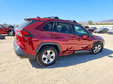 2021 Toyota RAV4 VIN 2T3P1RFV5MW154482 фото 3