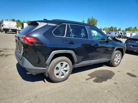 2T3G1RFV0MC204805 — 2021 Toyota RAV4, ფოტო 3, Copart 26.10.2026, წინა ნაწილი