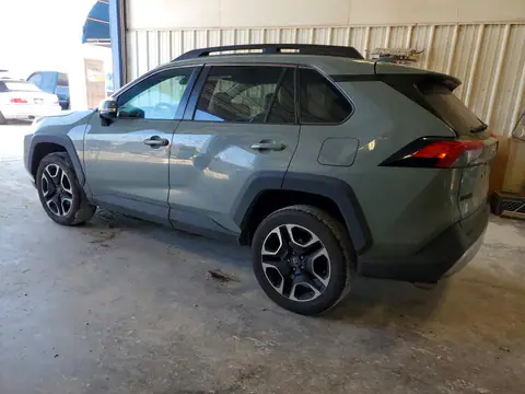 2T3J1RFV5MW142676 — 2021 Toyota RAV4, photo 2 from Copart 16.10.2026, Side