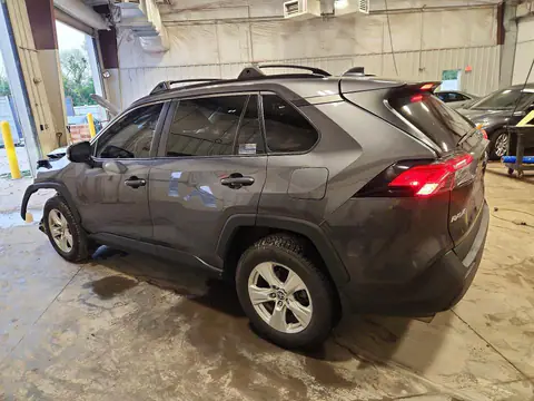 2021 TOYOTA RAV4 VIN 2T3P1RFV6MC181000 фото 2