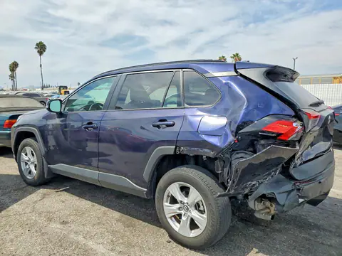2T3W1RFV4MW119735 — 2021 Toyota RAV4, photo 2 from Copart 16.10.2026, Rear end