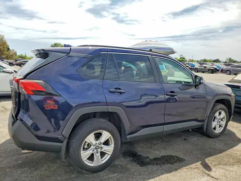 2T3W1RFV4MW119735 — 2021 Toyota RAV4, photo 3 from Copart 16.10.2026, Rear end