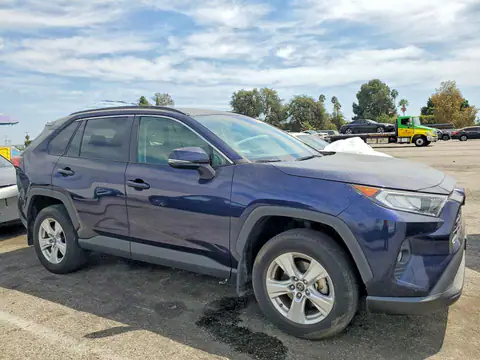 2T3W1RFV4MW119735 — 2021 Toyota RAV4, photo 4 from Copart 16.10.2026, Rear end