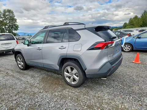 4T3B6RFV1MU031712 — 2021 Toyota RAV4, photo 2 from Copart 19.10.2026, Front end