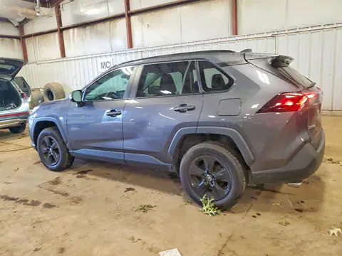 2021 TOYOTA RAV4 VIN 2T3P1RFV3MW221077 фото 2