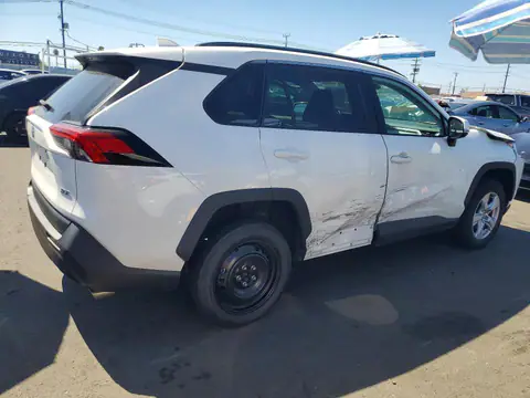 2T3W1RFV1MC109505 — 2021 Toyota RAV4, photo 3 from Copart 19.10.2026, Side