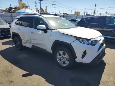 2T3W1RFV1MC109505 — 2021 Toyota RAV4, photo 4 from Copart 19.10.2026, Side