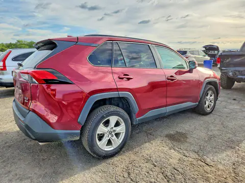 2021 TOYOTA RAV4 VIN 2T3P1RFV3MW246271 фото 3