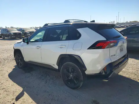 2T3E6RFV4MW011757 — 2021 Toyota RAV4, photo 2 from Copart 27.10.2026, Front end