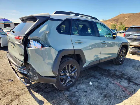 2022 Toyota RAV4 VIN 2T3J1RFV4NW250756 фото 3