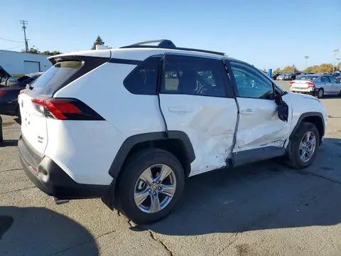 2T3P1RFV8SW605689 — 2025 Toyota RAV4, фото 3 с аукциона Copart 23.10.2026, БОКОВАЯ ЧАСТЬ