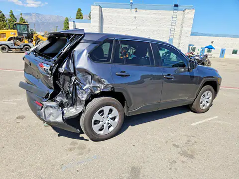 2T3H1RFV8SC352976 — 2025 Toyota RAV4, ფოტო 3, Copart 27.10.2026, უკანა ნაწილი