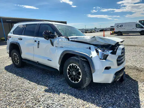 7SVAAABA2PX004085 — 2023 Toyota Sequoia, фото 4 с аукциона Copart 15.10.2026, опрокидывание