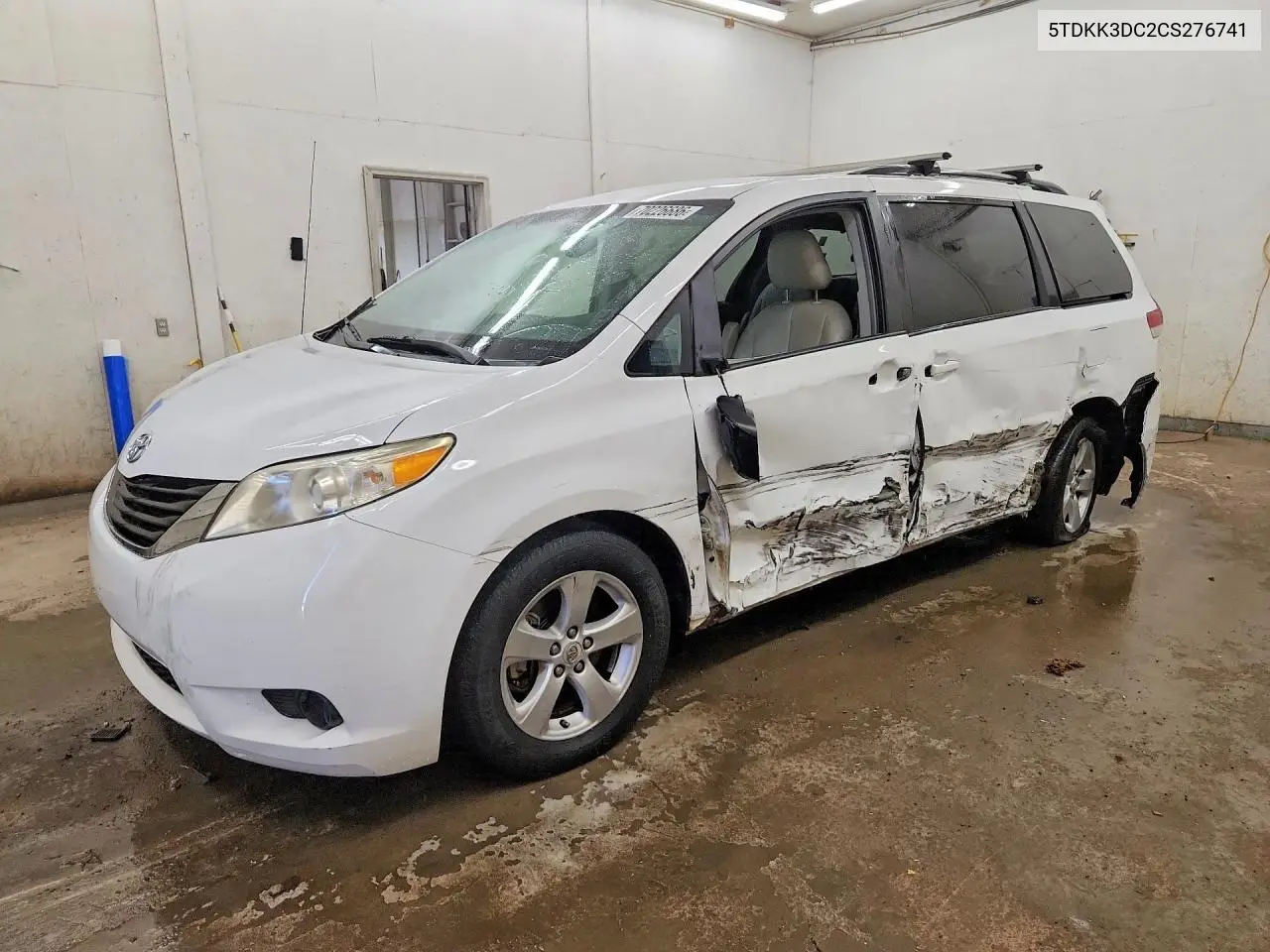 5TDKK3DC2CS276741 Toyota Sienna 2012 — повреждение Боковая часть, фото до ремонта