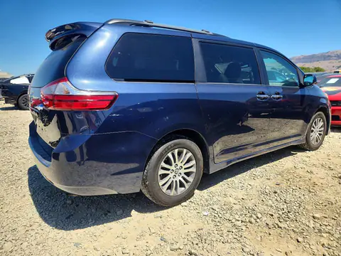 2018 TOYOTA SIENNA VIN 5TDYZ3DC8JS928331 фото 3