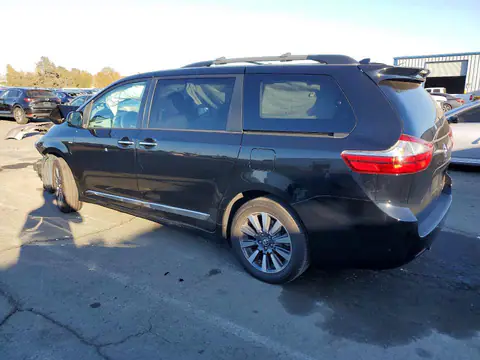 5TDDZ3DC1JS206939 — 2018 Toyota Sienna, photo 2 from Copart 16.10.2026, Front end