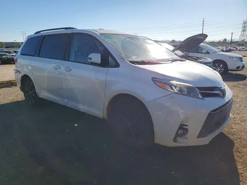 5TDYZ3DC3JS954738 — 2018 Toyota Sienna, фото 4 с аукциона Copart 16.10.2026, Задняя часть