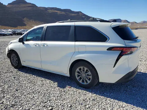 2021 Toyota Sienna VIN 5TDJRKEC7MS053564 фото 2