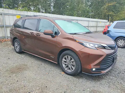 5TDBSKFC6MS036441 — 2021 Toyota Sienna, foto 4 de Copart 26.10.2026, Parte delantera