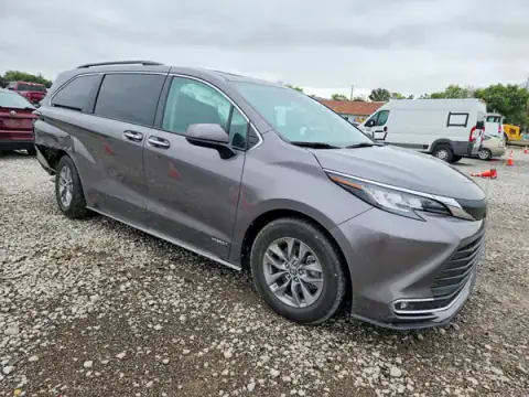 5TDJSKFC5MS011820 — 2021 Toyota Sienna, photo 4 from Copart, Rear end