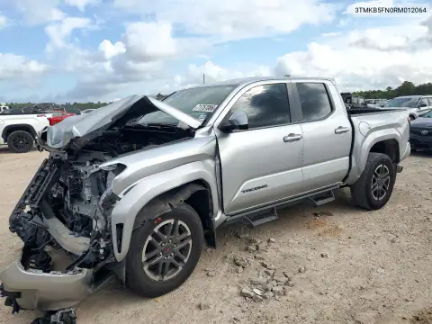 3TMKB5FN0RM012064 — 2024 Toyota Tacoma, Parte delantera, fotos antes de reparar